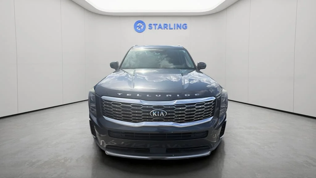 Used 2020 Gray Kia S image 3