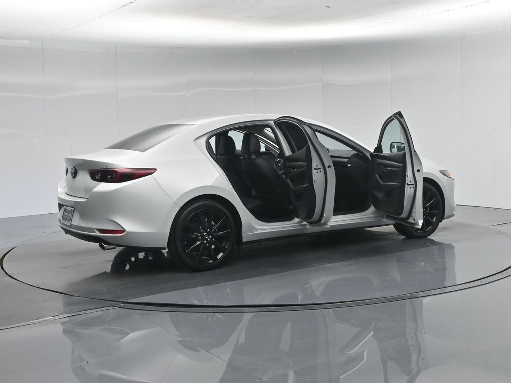 Certified Used 2026 White Mazda 2.5 S Select Sport image 6