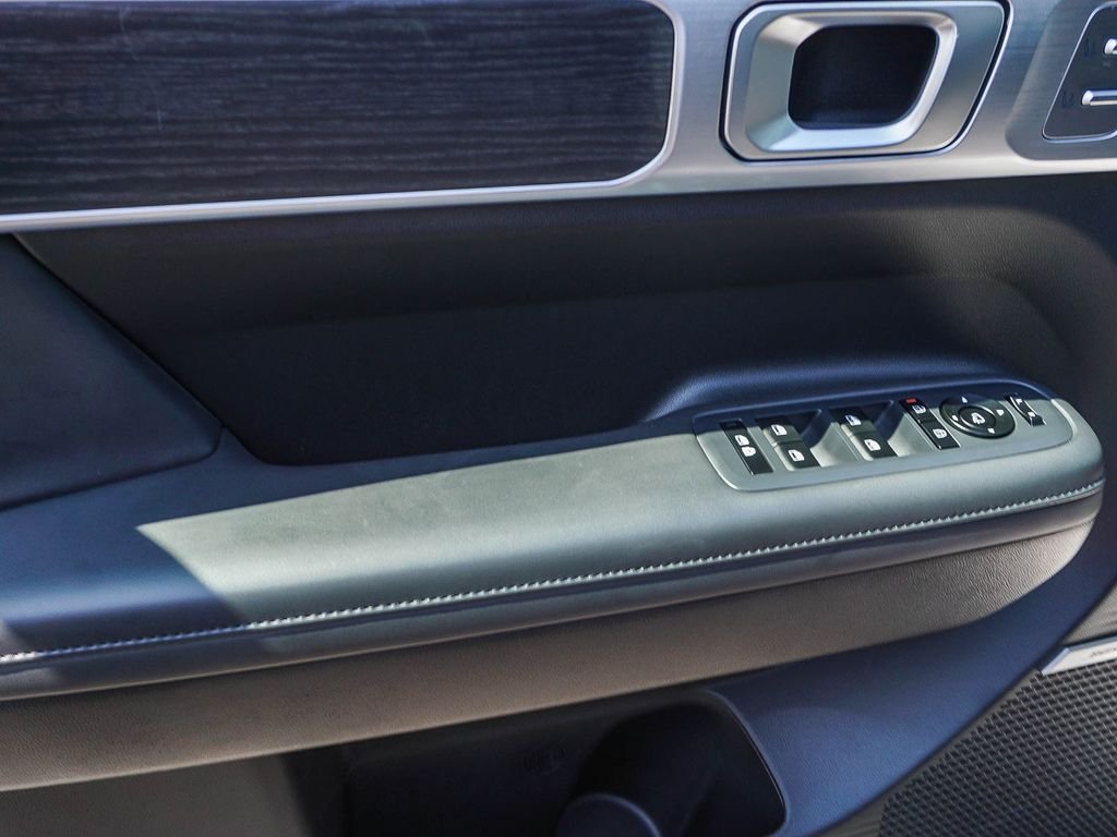 Used 2025 Blue Hyundai Limited image 19