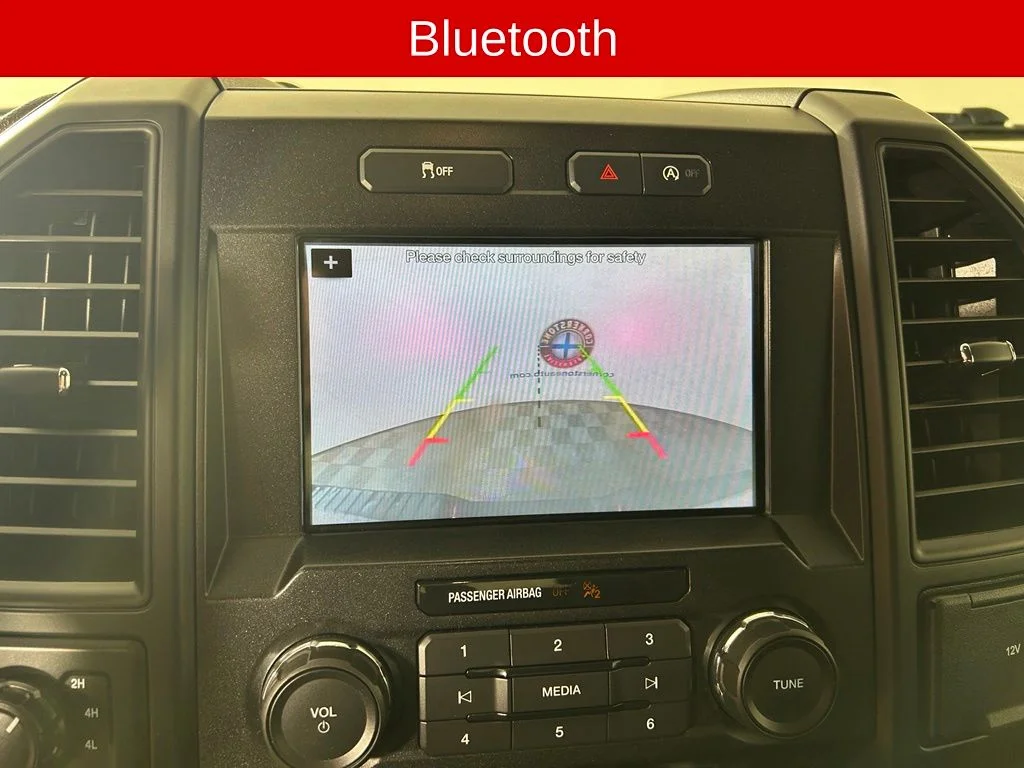 Used 2018 White Ford XL image 4