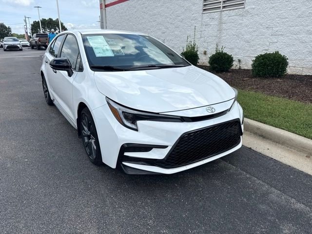 Used 2025 White Toyota SE image 1