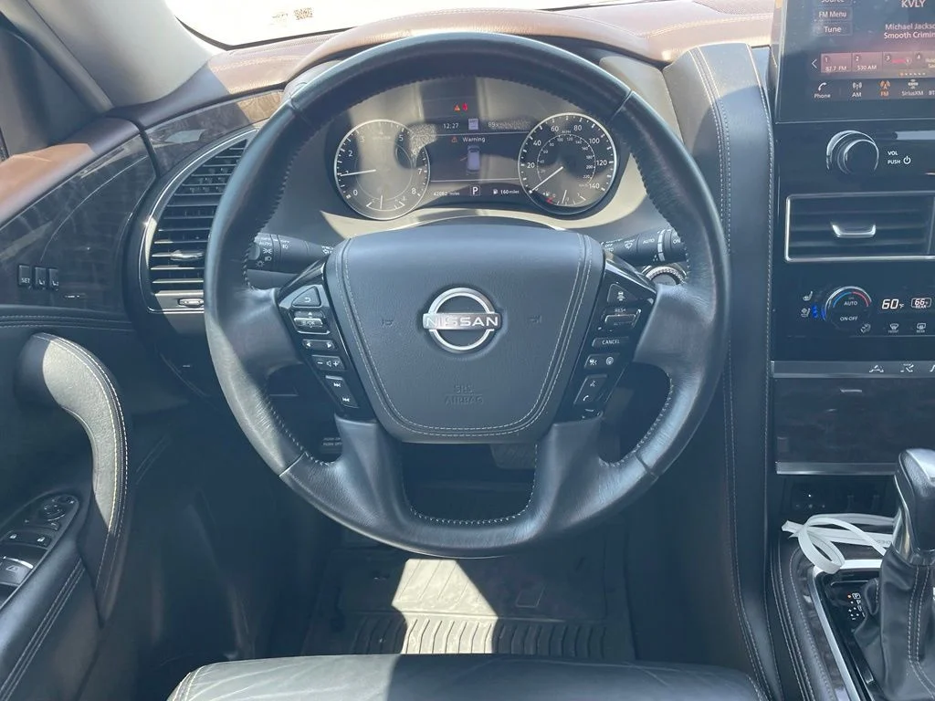 Used 2022 Blue Nissan Platinum image 13