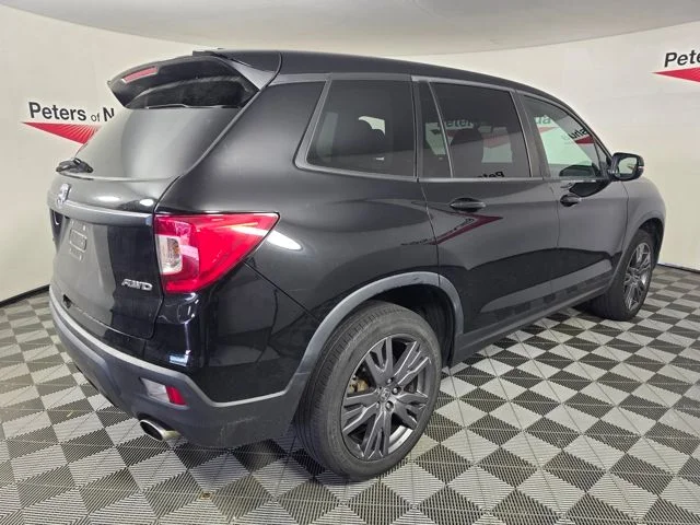 Used 2020 Black Honda EX-L image 7