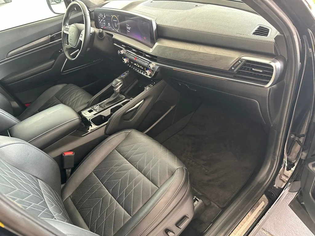 Used 2024 Black Kia SX-Prestige X-Line image 40