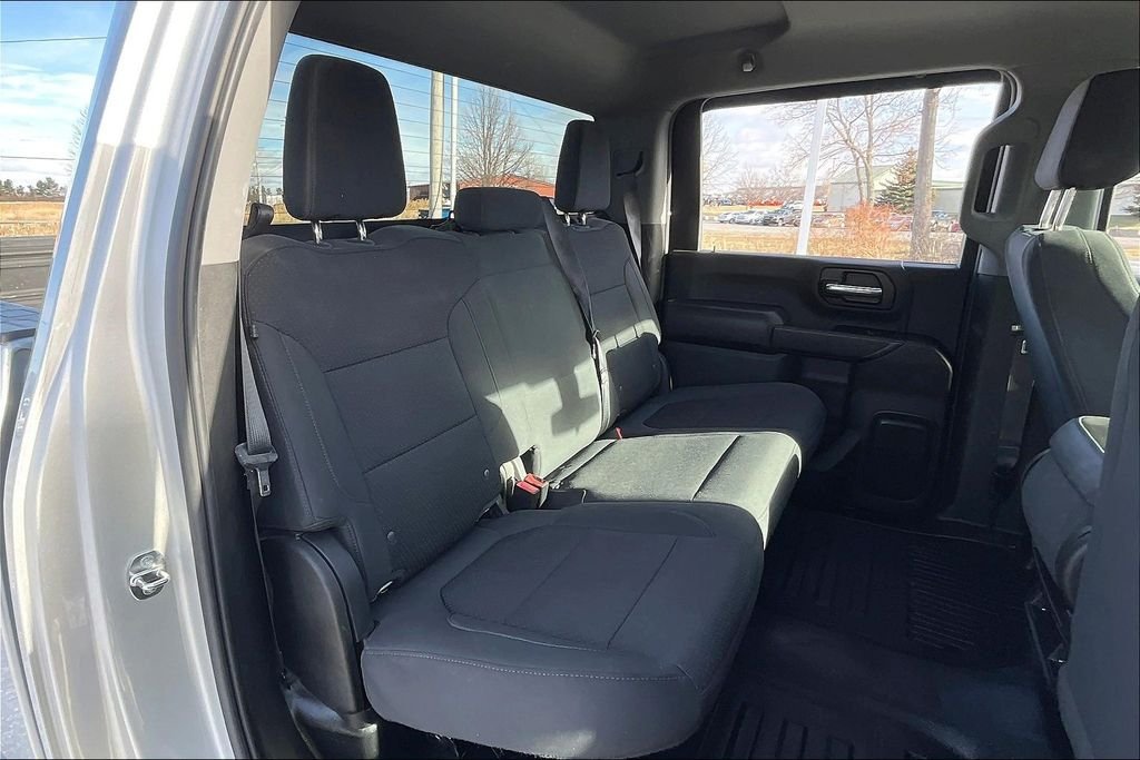 Used 2022 Silver GMC Pro image 16