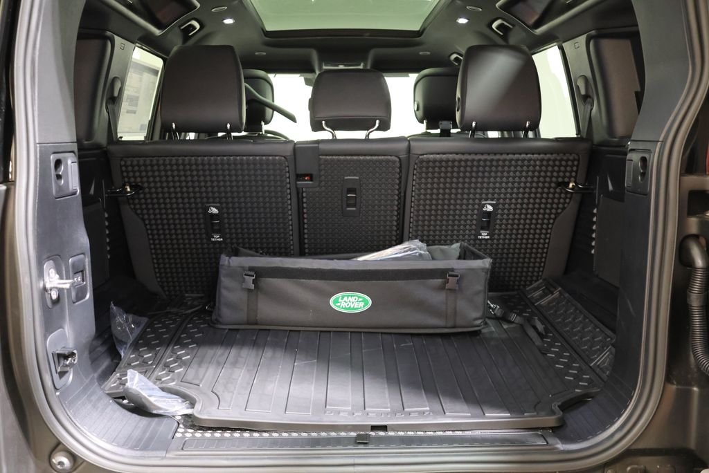 New 2026 Borasco Grey Land Rover S image 47