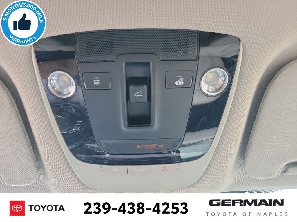 Used 2022 Gray Kia SX image 34