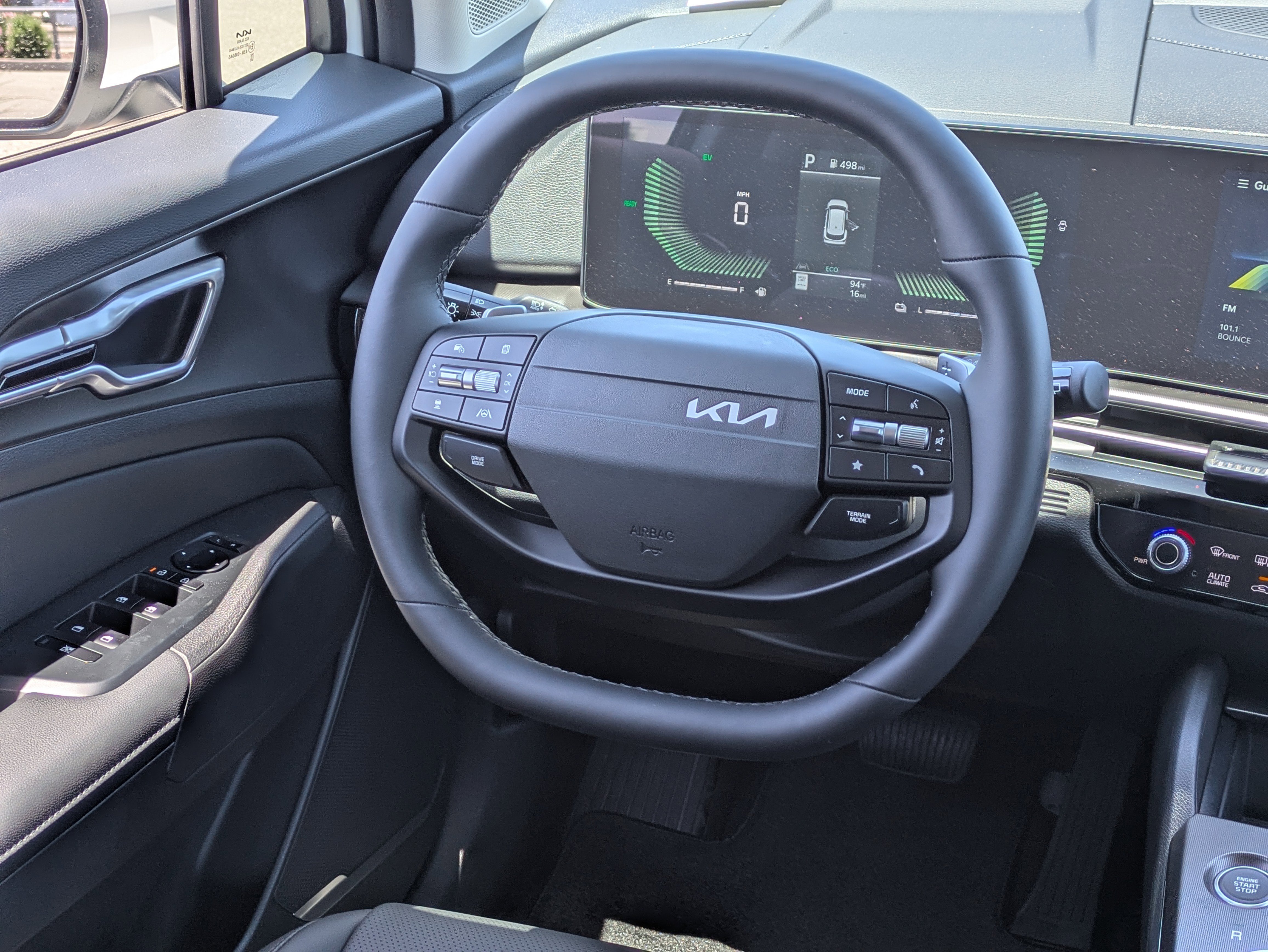 New 2026 Snow White Pearl Kia EX image 16