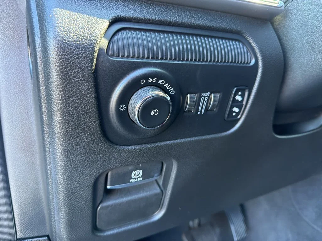 Used 2023 Gray Jeep Series III image 15
