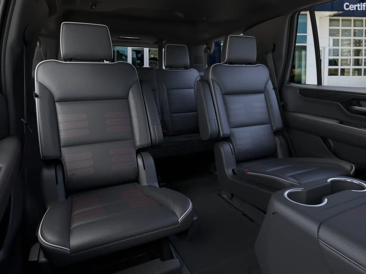 2026 GMC Yukon AT4 Ultimate - Photo 17