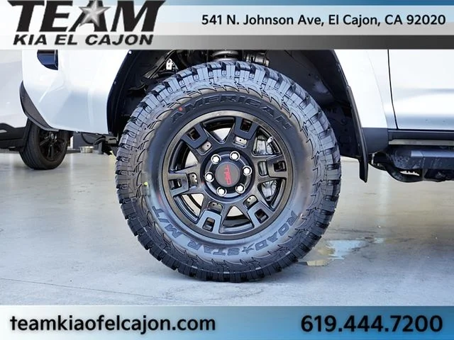 Used 2018 Silver Toyota TRD Off-Road Premium image 7