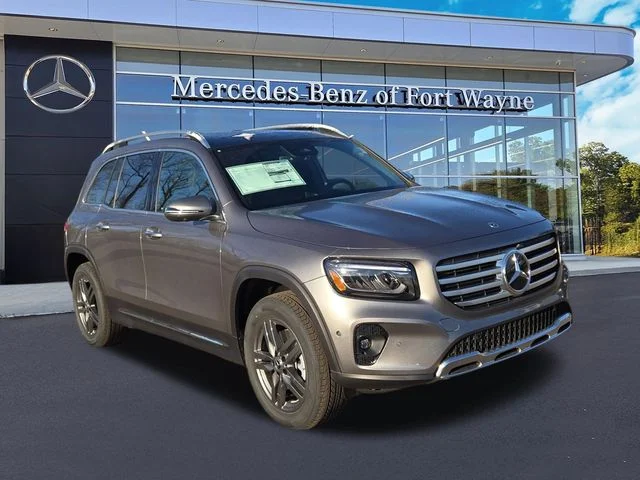 2026 Mercedes-Benz GLB GLB 250 4MATIC's photo