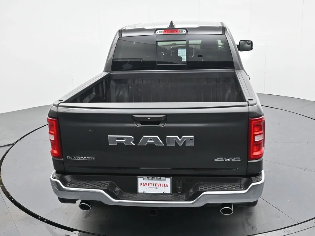 New 2026 Granite Crystal Metallic Clear-Coat Exterior Paint RAM Laramie image 28