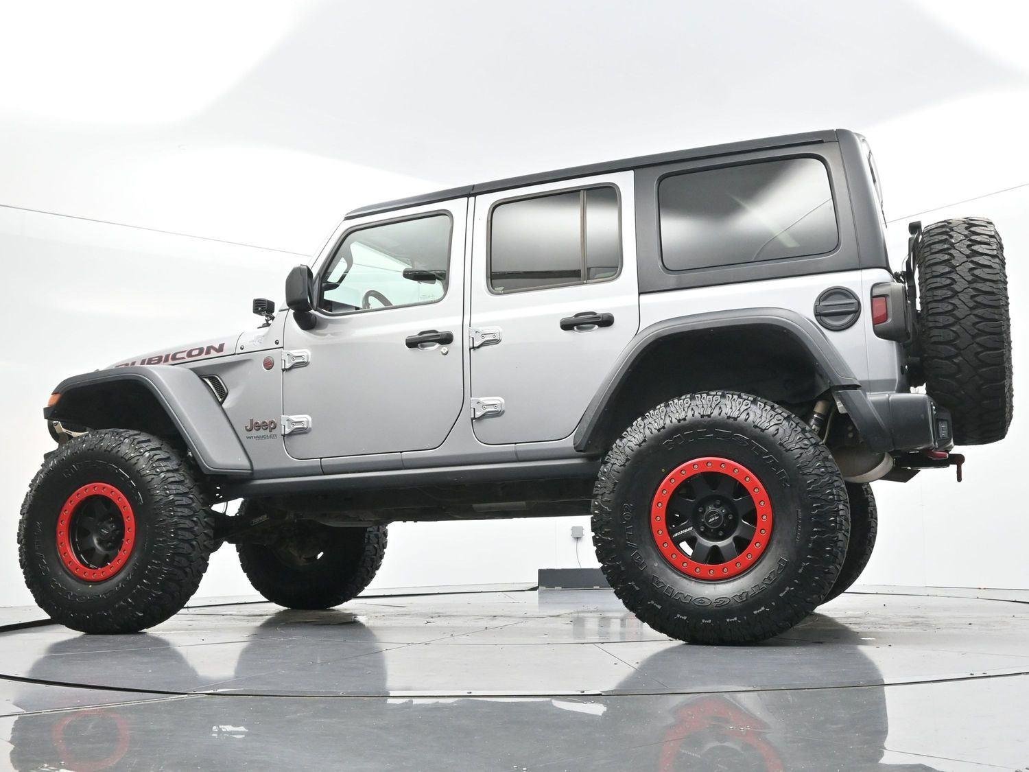 Used 2020 Billet Silver Metallic Clearcoat Jeep Rubicon image 44