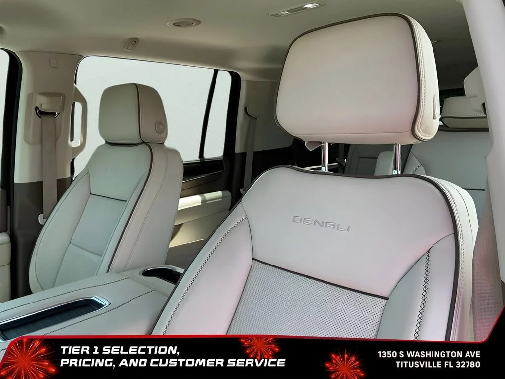 Used 2024 White Frost Tricoat GMC Denali image 26
