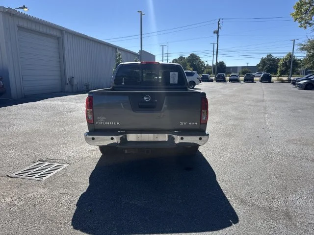 Used 2019 Gray Nissan SV image 6