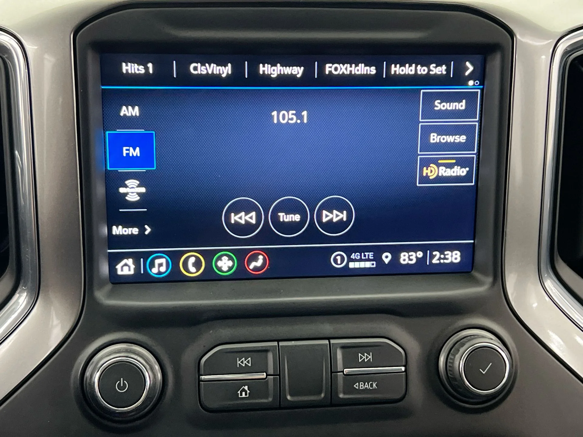 2021 Chevrolet Silverado 1500 RST - Photo 30