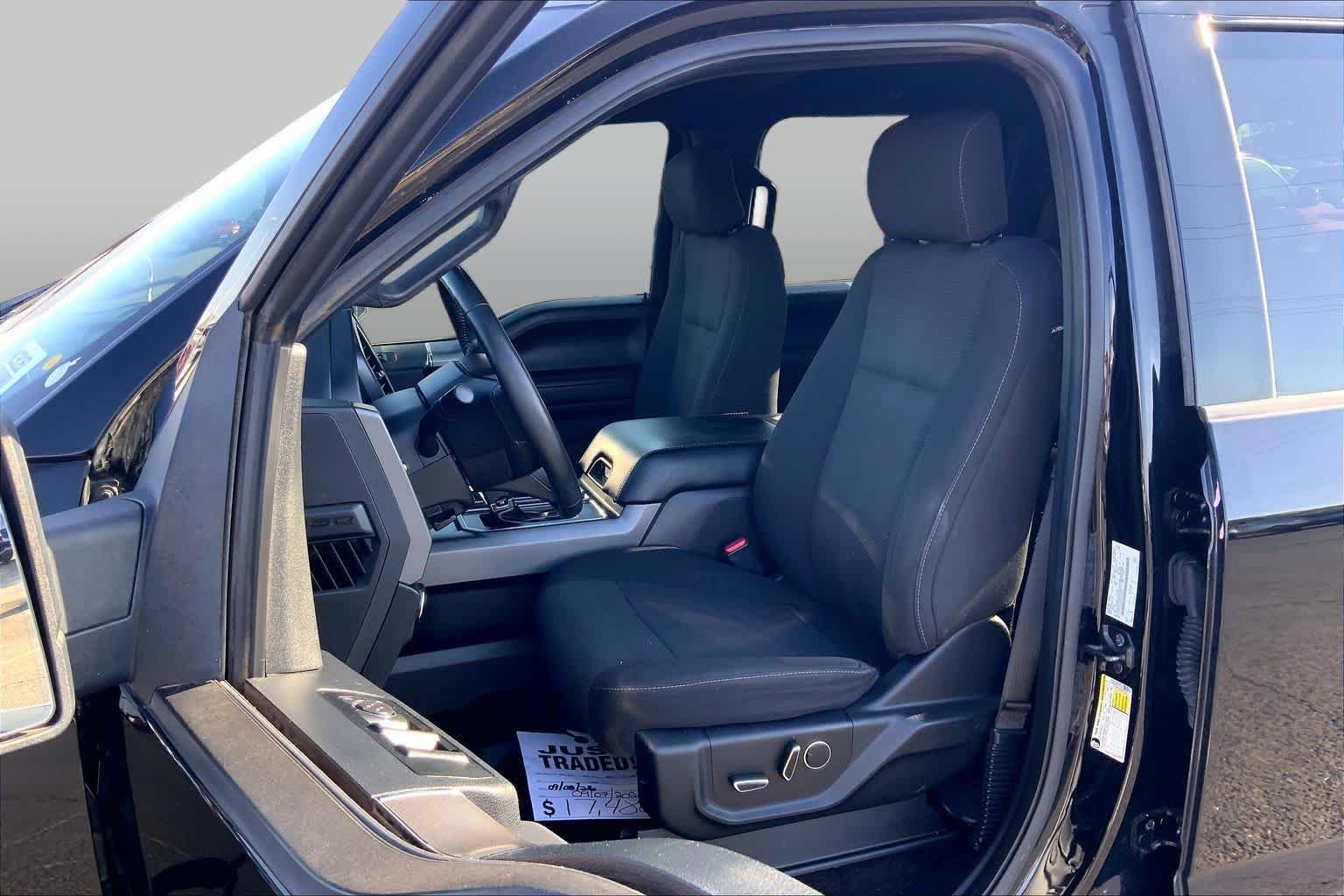 Used 2017 Shadow Black Ford XLT image 8