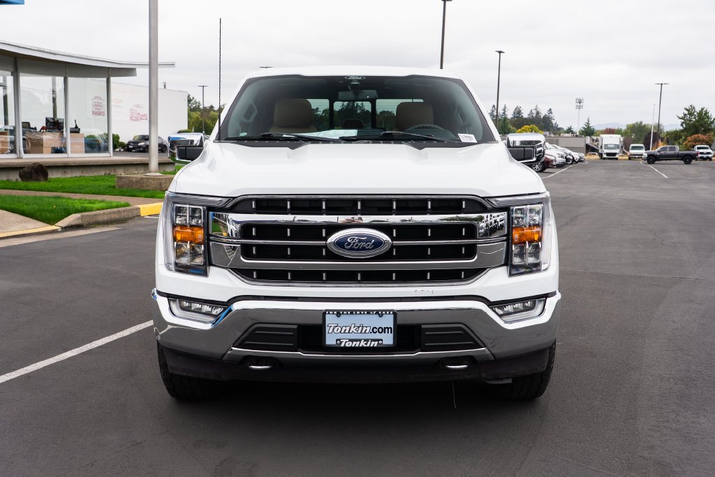 Used 2022 Oxford White Ford Lariat image 6