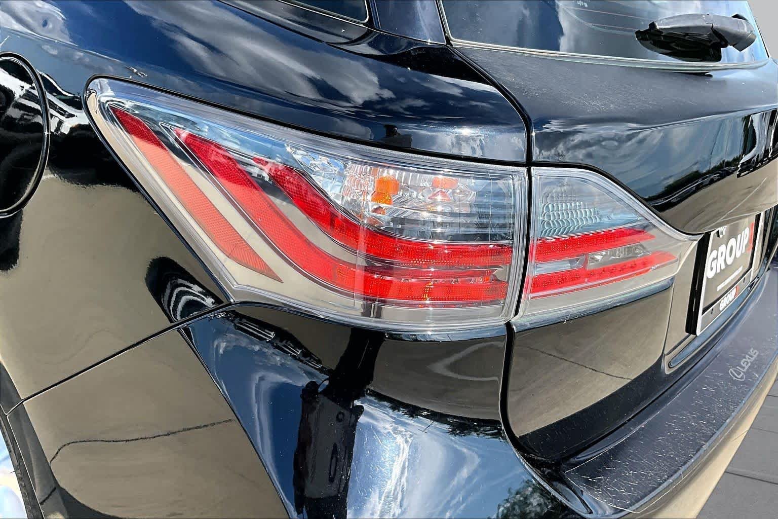 Used 2013 Obsidian Lexus Hybrid image 28