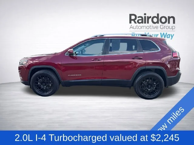Used 2019 Velvet Red Pearlcoat Jeep Latitude Plus image 2