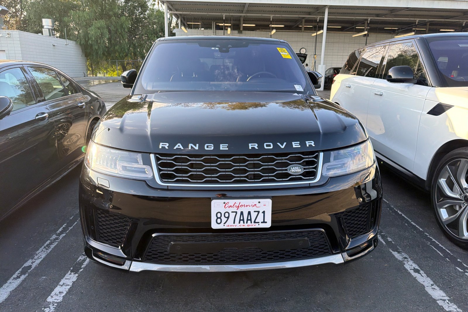 Used 2019 Black Land Rover HSE image 3