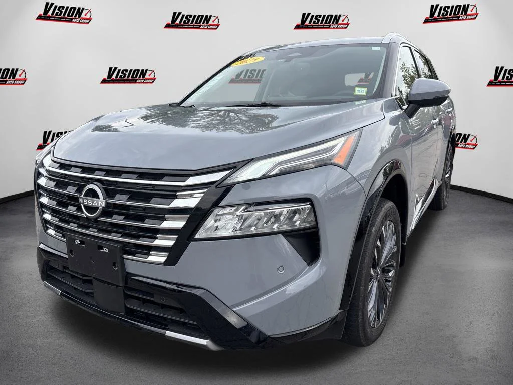 Used 2025 Gray Nissan Platinum image 1