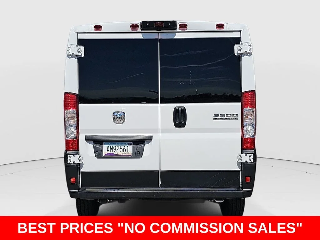 Used 2025 White Ram Base image 4