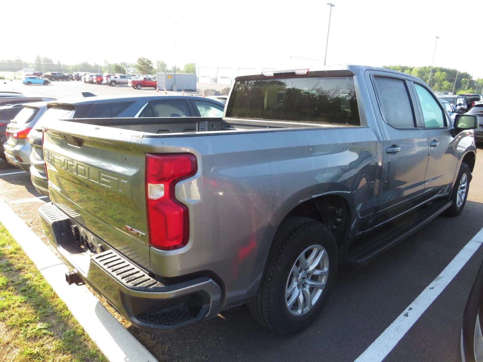 Used 2021 Satin Steel Metallic Chevrolet RST image 13