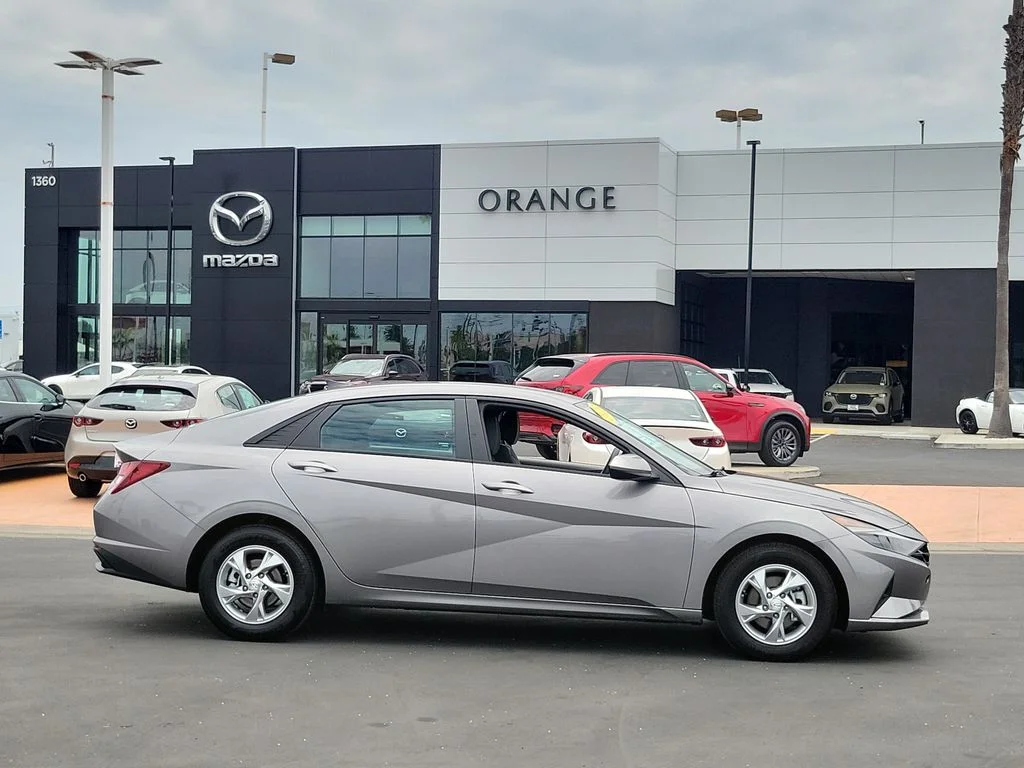 Used 2023 Fluid Metal Hyundai SE image 30