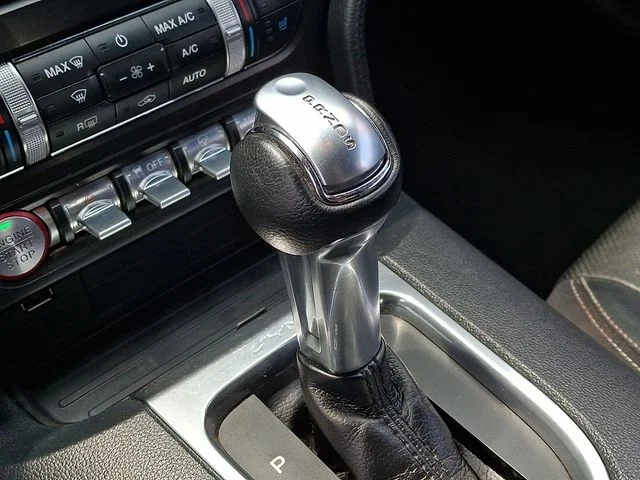 Used 2022  Ford GT Premium image 14