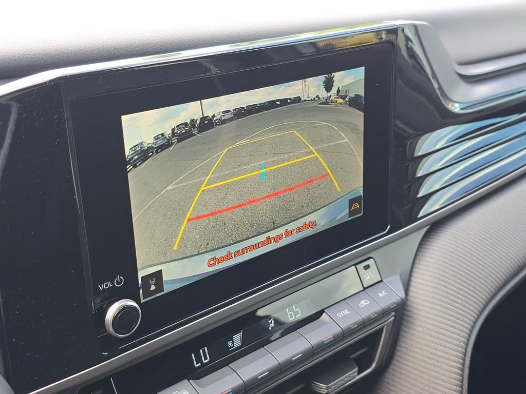 Used 2025  Toyota SE image 32