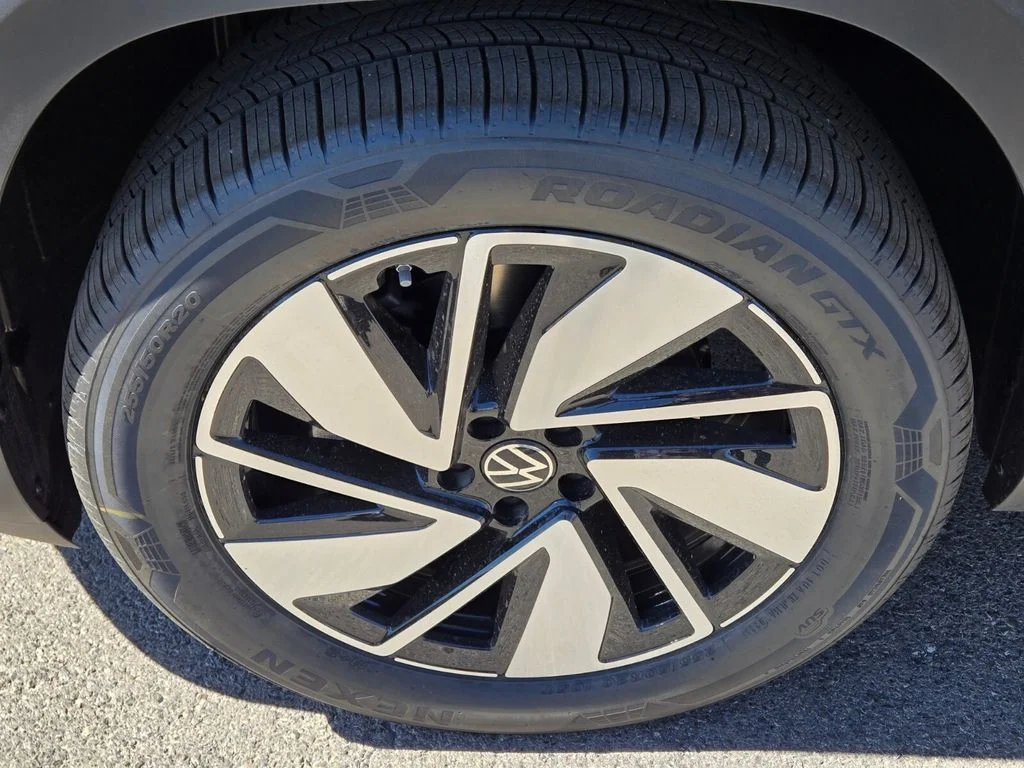 2026 Volkswagen Atlas SEL - Photo 5