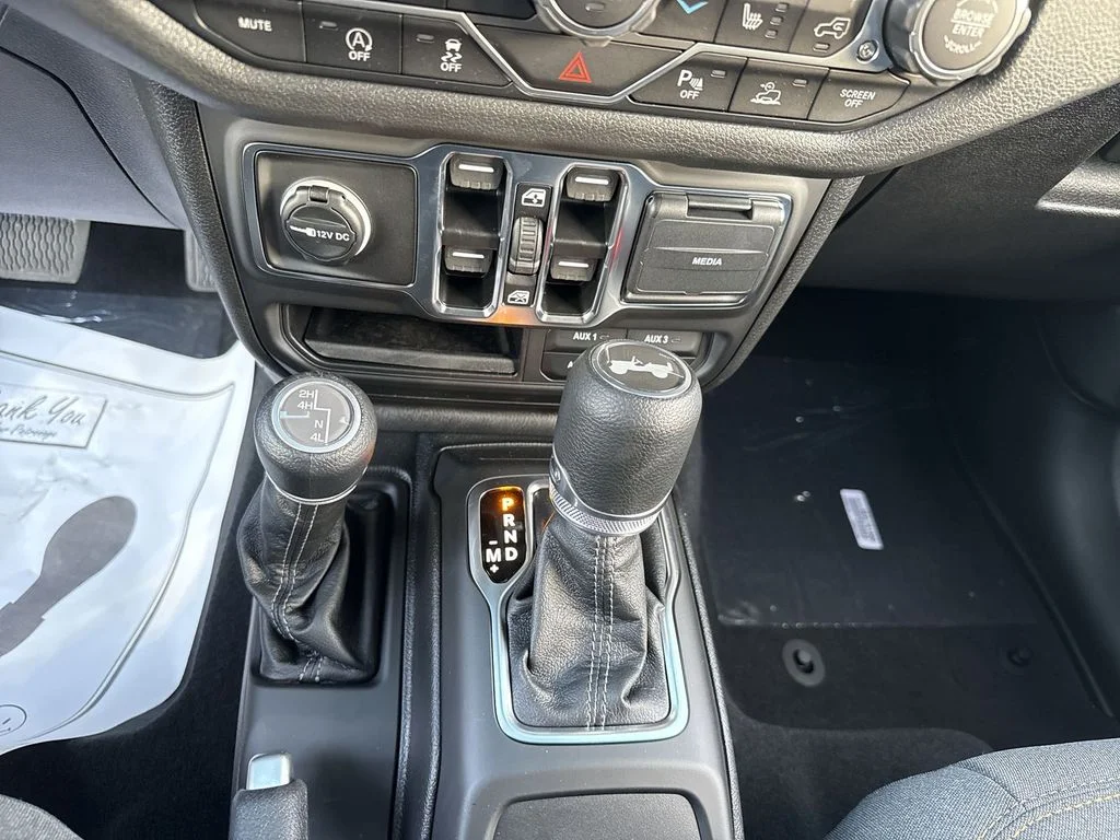2025 Jeep Wrangler 4-Door Sport S - Photo 20