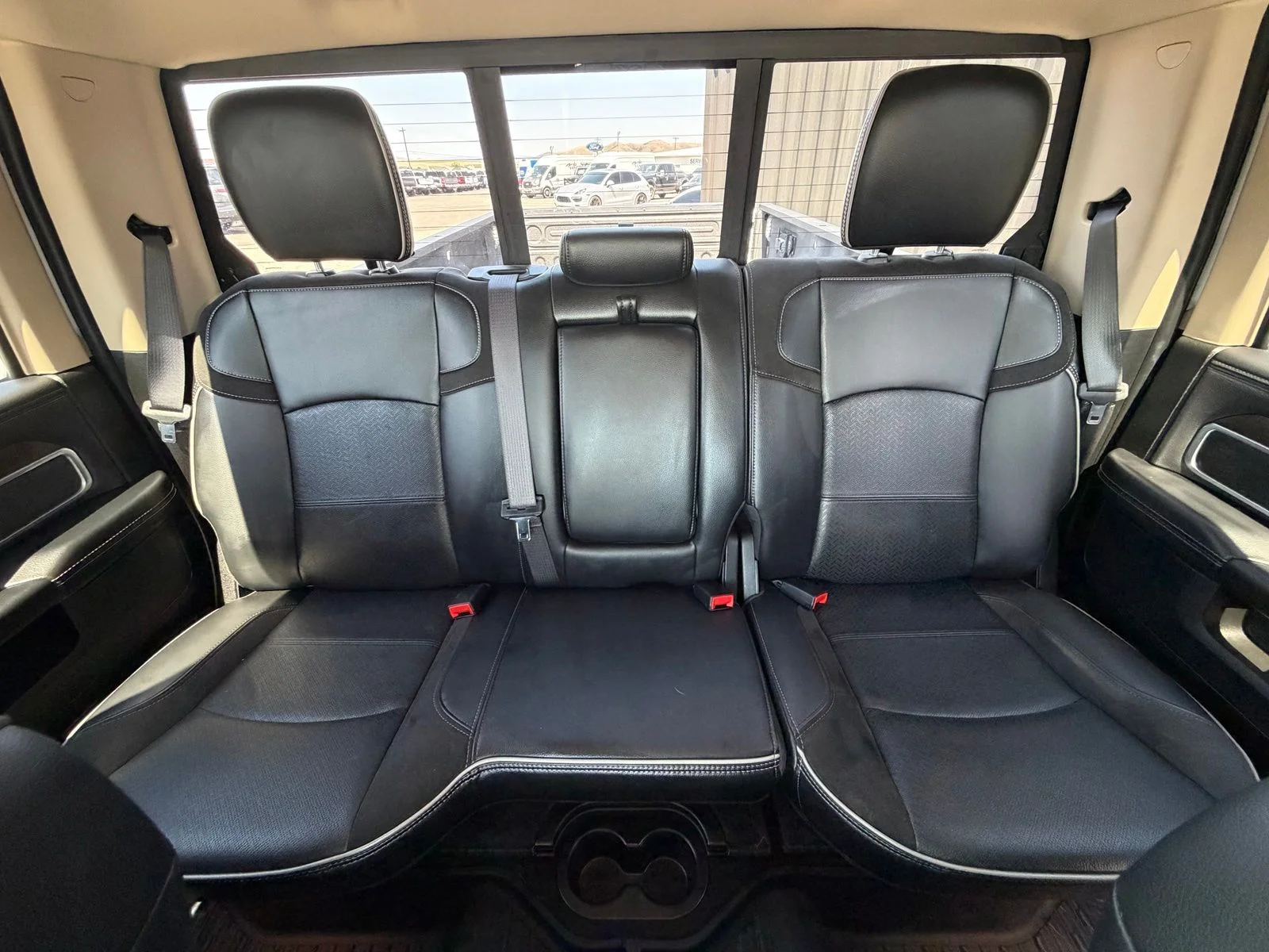 Used 2022 White Ram Laramie image 26