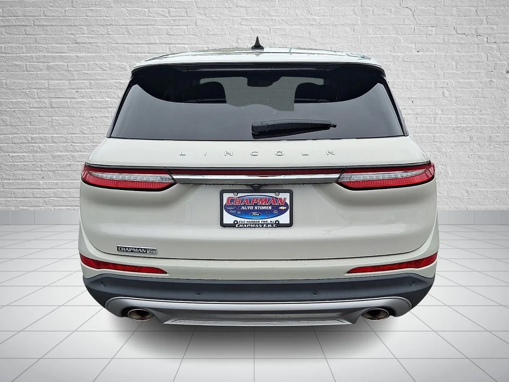 Certified Used 2023 Pearl Metallic Lincoln Standard image 5