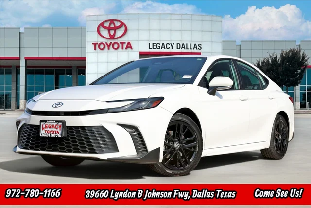 Pre-Owned 2025 Toyota Camry SE