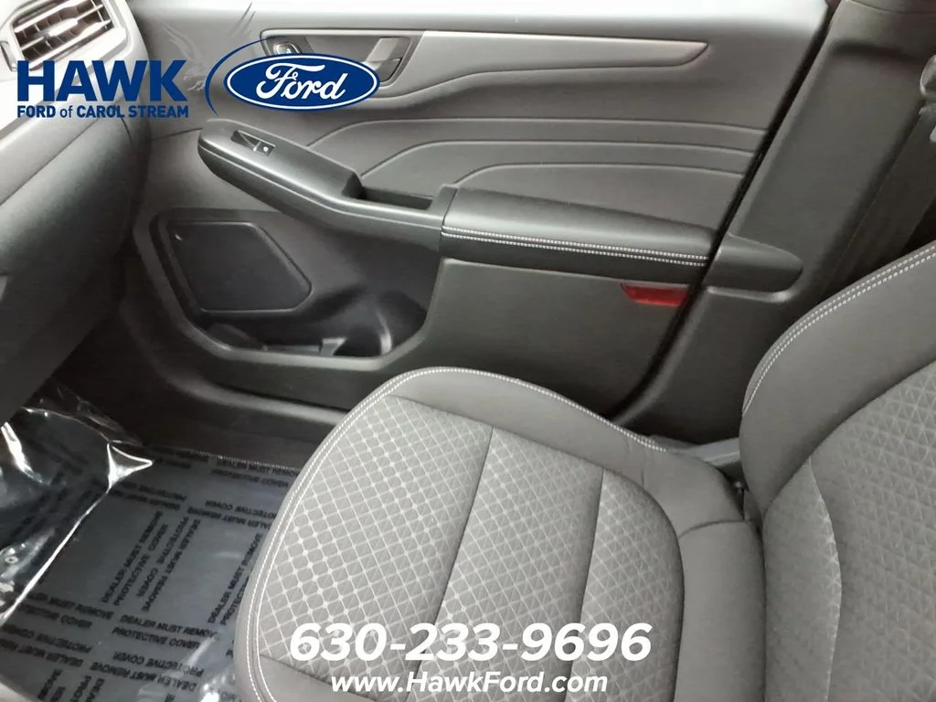 Used 2024 Silver Ford Active image 23
