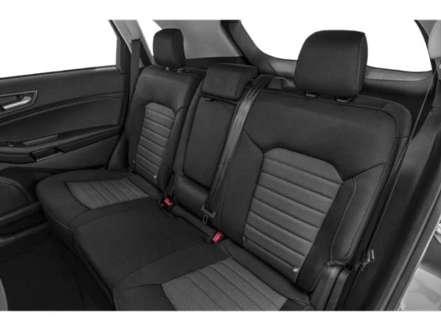 Used 2024 Iconic Silver Metallic Ford SE image 25