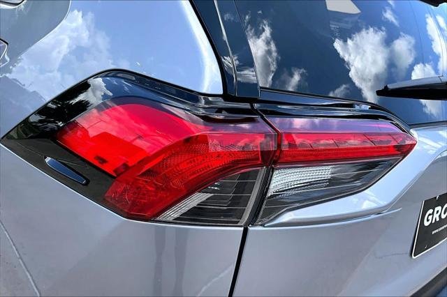 Certified Used 2022 SILVER SKY METALLIC Toyota  image 29