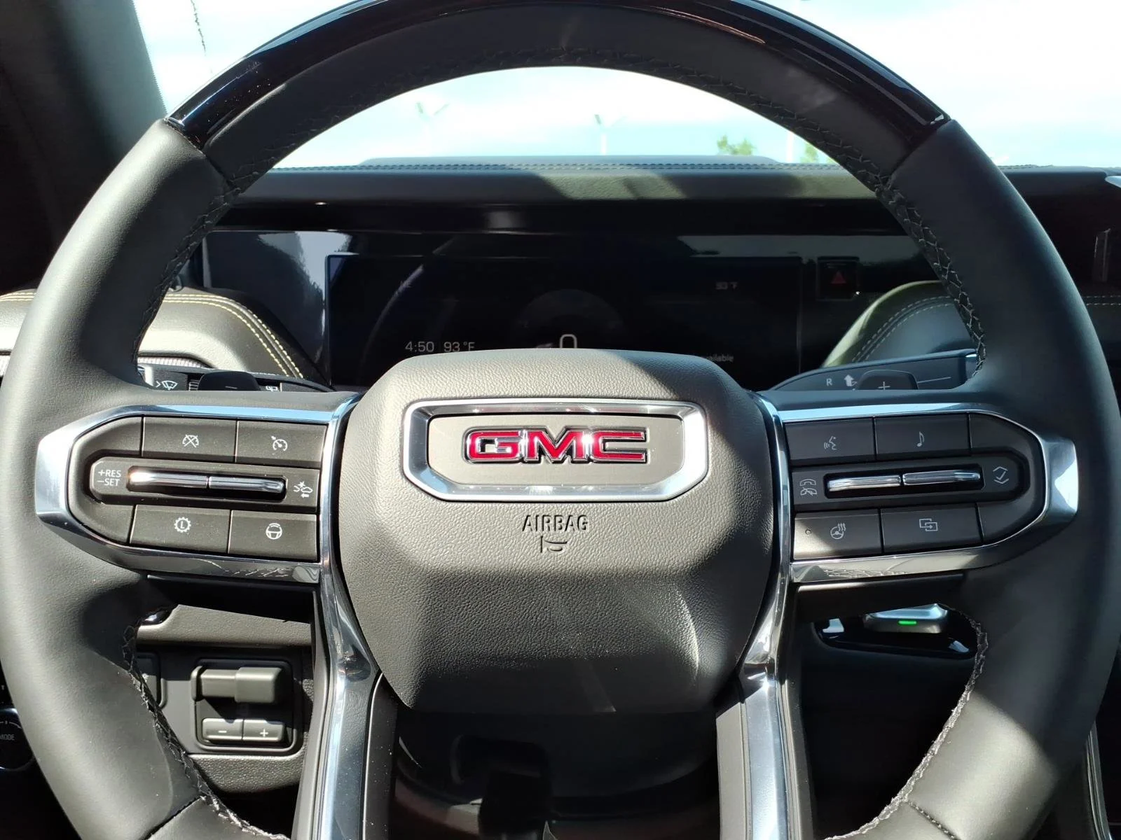 New 2026 Sterling Metallic GMC Elevation image 25