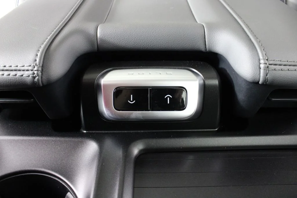 New 2026 Star White Metallic Tri-Coat Ford Active image 31