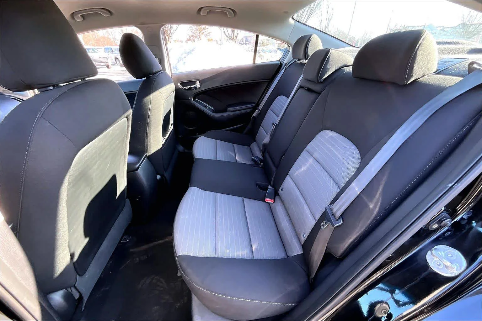 Used 2016 Aurora Black Pearl Kia EX image 33