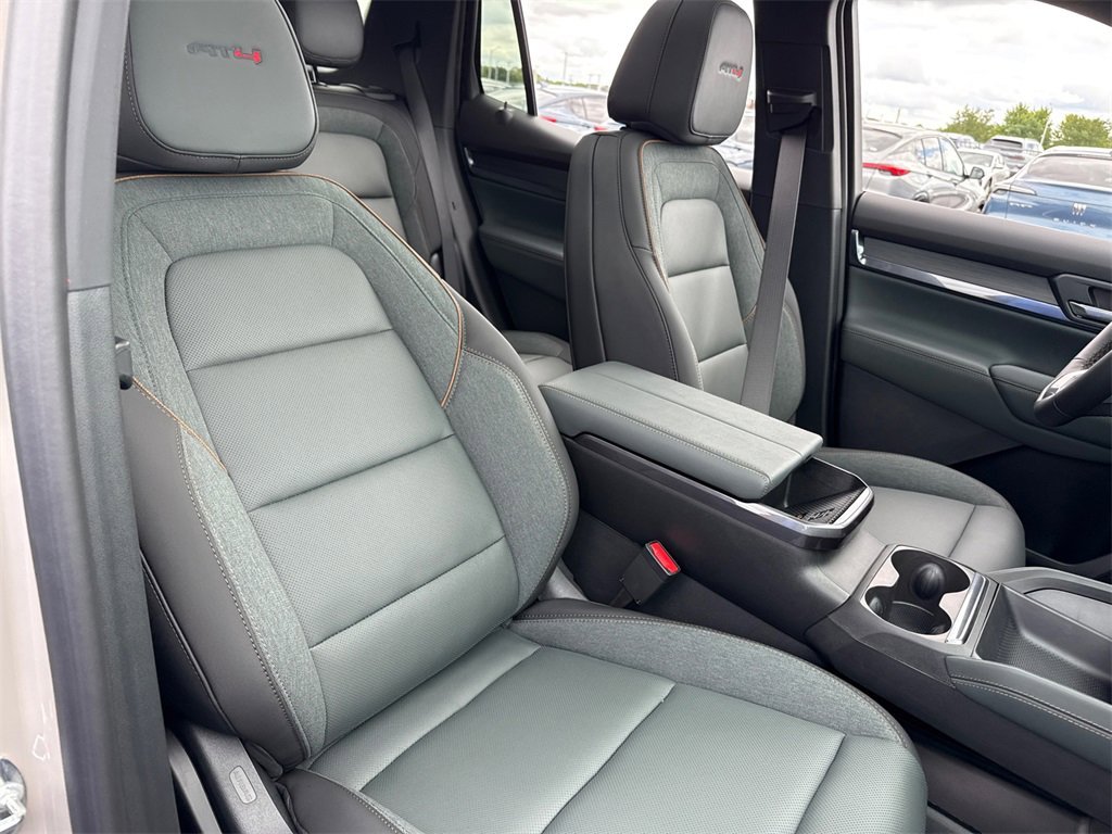 2026 GMC TERRAIN - Image 37