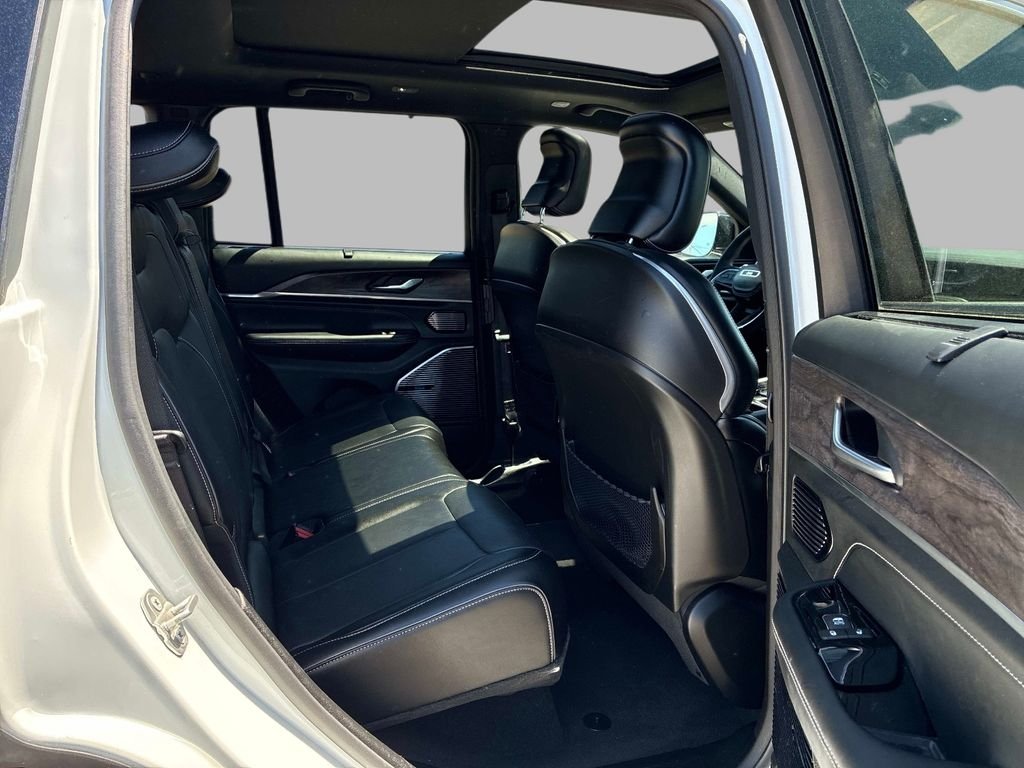 Used 2023 White Jeep Overland 4xe image 11