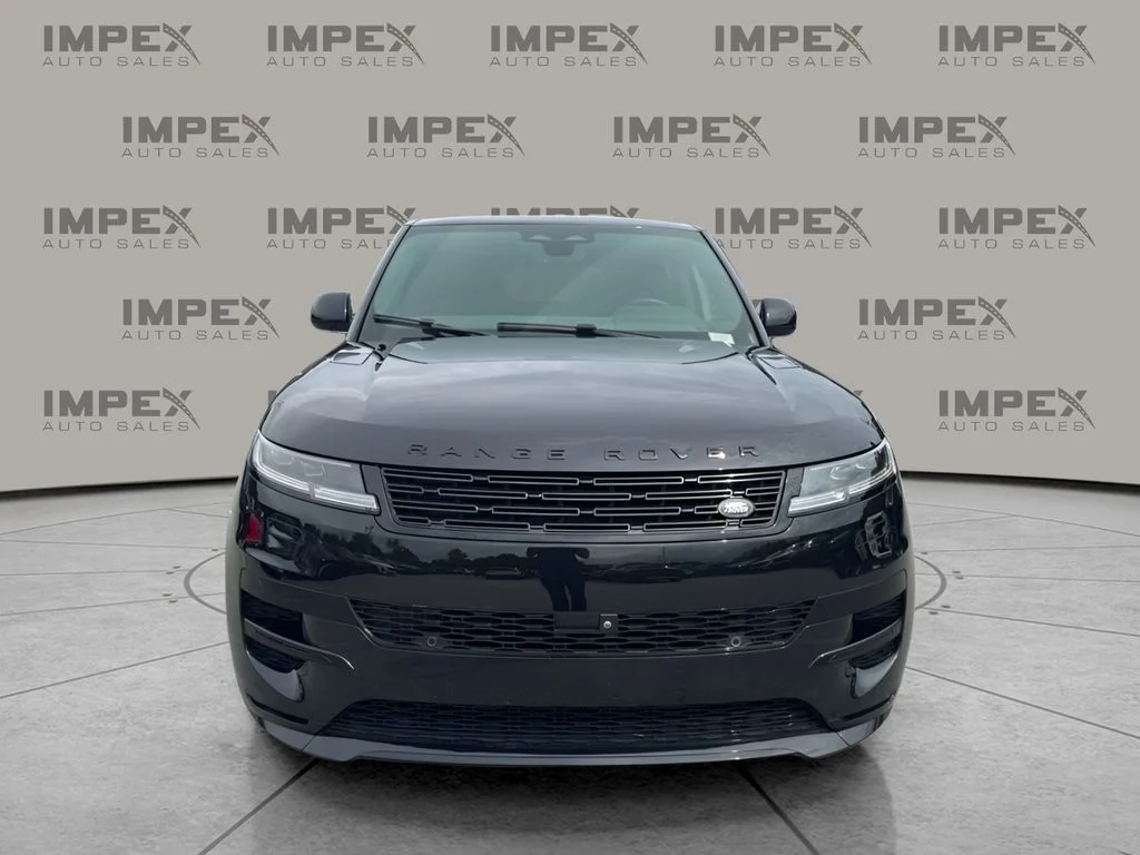 Used 2024 Black Land Rover Dynamic SE image 8