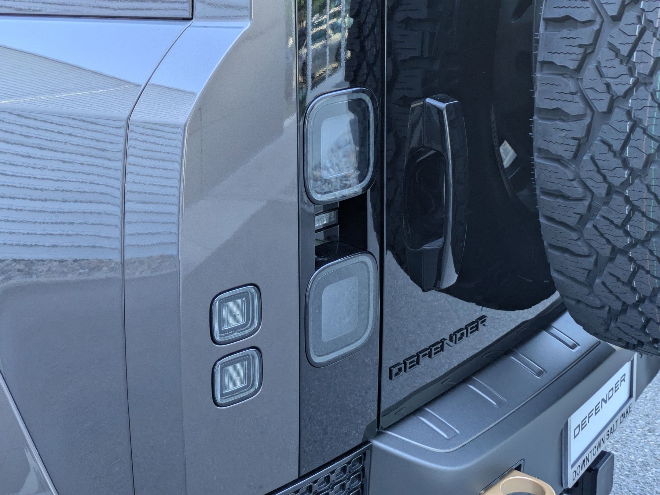 New 2026 Charente Grey Land Rover P635 OCTA image 12