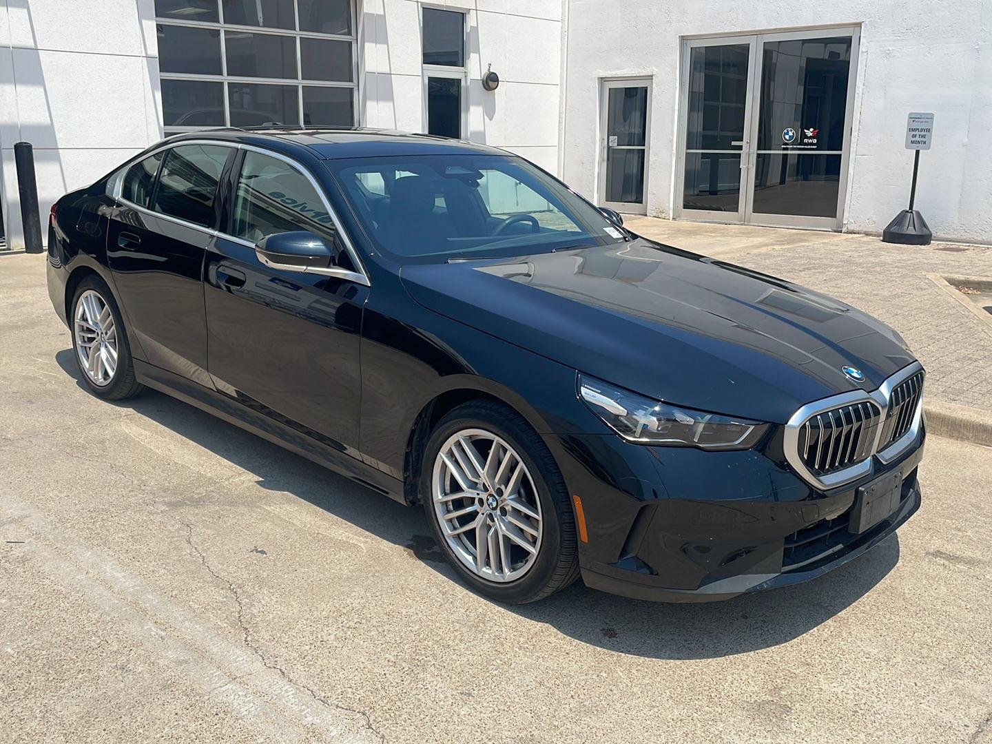 Certified Used 2024 Black Sapphire Metallic BMW 530i image 3