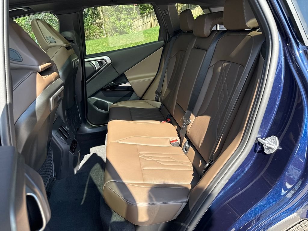New 2026 Blue BMW 30 xDrive image 24