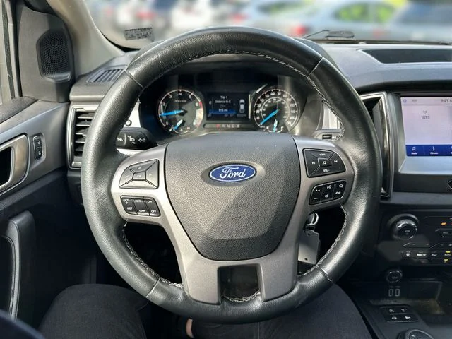 Used 2020 Silver Ford XLT image 16
